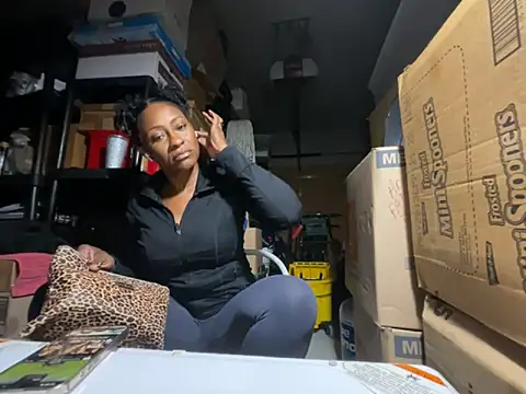 Snapshot of wynterheat chatting on 11/18/25, 09:58 wynterheat online show from 11/18/25, 09:58