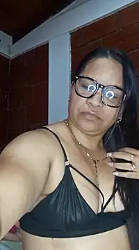 Snapshot of Sikiu_40 chatting on 02/18/25, 08:38 Sikiu 40 online show from 02/18/25, 08:38