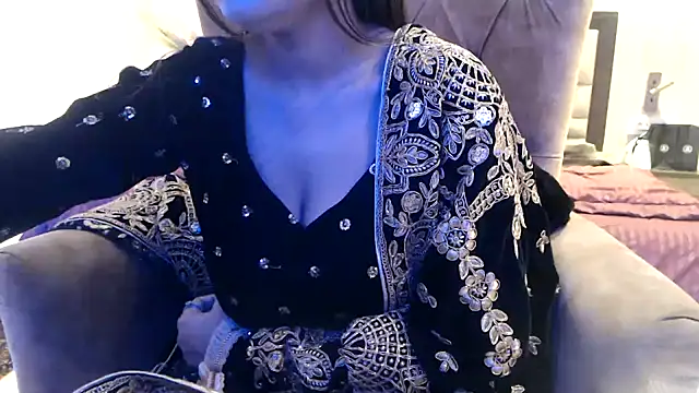 chhui mui online show from 02/22/25, 08:31