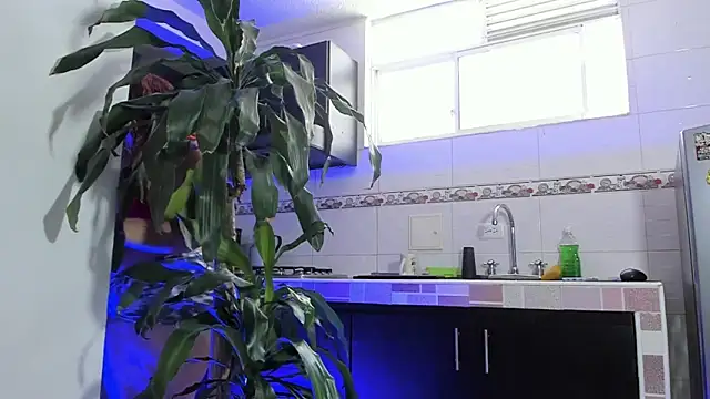 Emma-evans online show from 01/13/25, 01:49