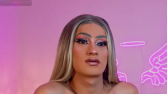  scarletmoore online show from 09/17/25, 06:37