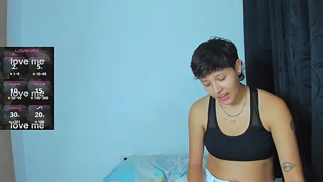 violet casper  online show from 12/07/24, 03:25