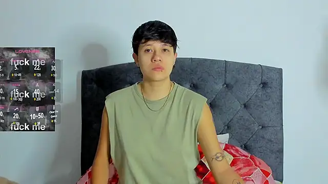 violet casper  online show from 01/27/25, 09:55