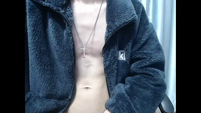 wujiaxing22 online show from 12/17/24, 04:11