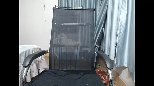 wujiaxing22 online show from 12/25/24, 03:06