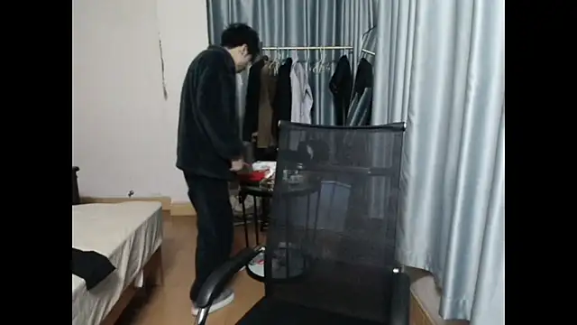 wujiaxing22 online show from 02/23/25, 08:00