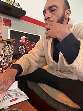 donnuozfutura online show from 02/01/25, 12:16