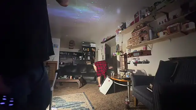 Snapshot of deadpi chatting on 10/04/25, 07:12 deadpi online show from 10/04/25, 07:12