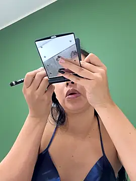 iiris  online show from 11/05/25, 03:12