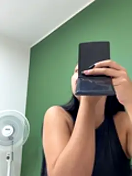 iiris  online show from 11/07/25, 02:17