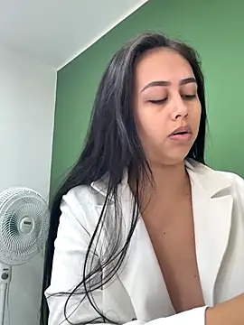 iiris  online show from 11/12/25, 02:50