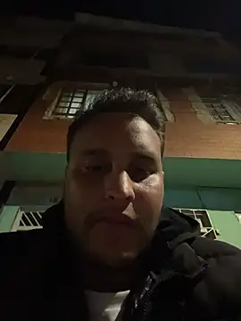 Snapshot of Cristian_099 chatting on 10/21/25, 11:49 Cristian 099 online show from 10/21/25, 11:49