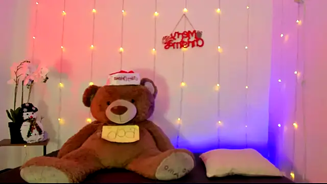 kendal scott1 online show from 12/16/24, 10:24