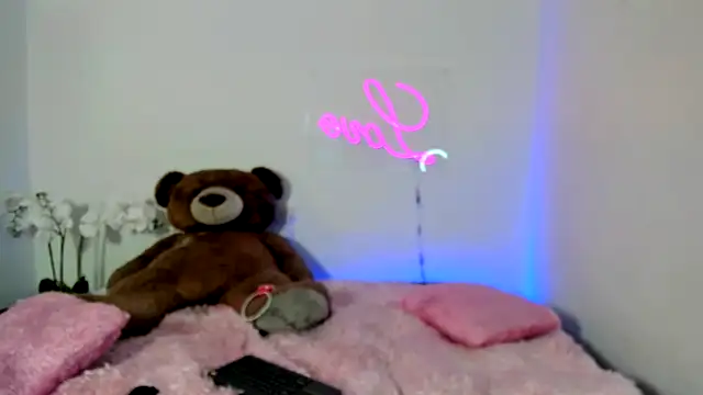 kendal scott1 online show from 01/22/25, 02:59