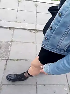 sophie banger online show from 11/19/25, 04:29