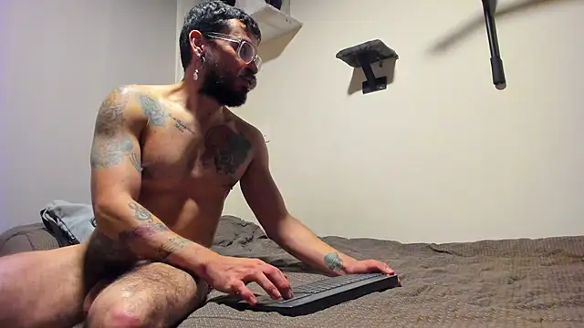 leondevereda online show from 10/21/25, 01:17