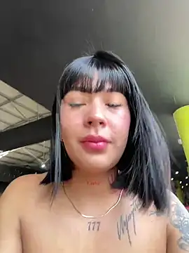 Snapshot of VictoriaEva chatting on 03/04/25, 01:49 VictoriaEva online show from 03/04/25, 01:49