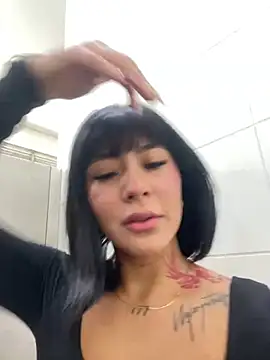 Snapshot of VictoriaEva chatting on 03/08/25, 05:33 VictoriaEva online show from 03/08/25, 05:33