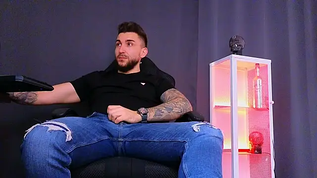 Snapshot of MightyAaron66 chatting on 02/17/25, 09:13 MightyAaron66 online show from 02/17/25, 09:13