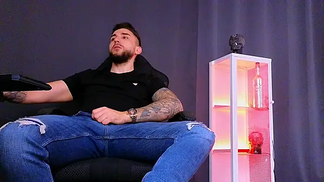 Snapshot of MightyAaron66 chatting on 02/17/25, 12:16 MightyAaron66 online show from 02/17/25, 12:16