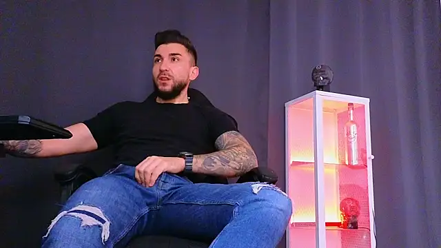 Snapshot of MightyAaron66 chatting on 02/18/25, 05:53 MightyAaron66 online show from 02/18/25, 05:53