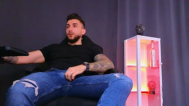 Snapshot of MightyAaron66 chatting on 02/18/25, 08:59 MightyAaron66 online show from 02/18/25, 08:59