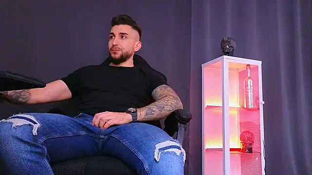 Snapshot of MightyAaron66 chatting on 02/19/25, 08:55 MightyAaron66 online show from 02/19/25, 08:55