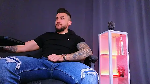 Snapshot of MightyAaron66 chatting on 02/23/25, 07:11 MightyAaron66 online show from 02/23/25, 07:11