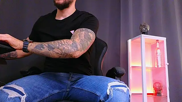 Snapshot of MightyAaron66 chatting on 02/24/25, 07:55 MightyAaron66 online show from 02/24/25, 07:55