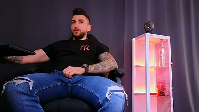 Snapshot of MightyAaron66 chatting on 02/26/25, 07:42 MightyAaron66 online show from 02/26/25, 07:42