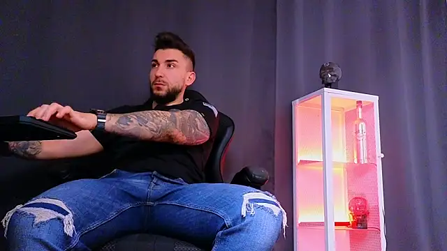 Snapshot of MightyAaron66 chatting on 02/28/25, 07:26 MightyAaron66 online show from 02/28/25, 07:26