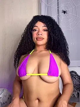 Alyssa Houston online show from 10/29/25, 03:09