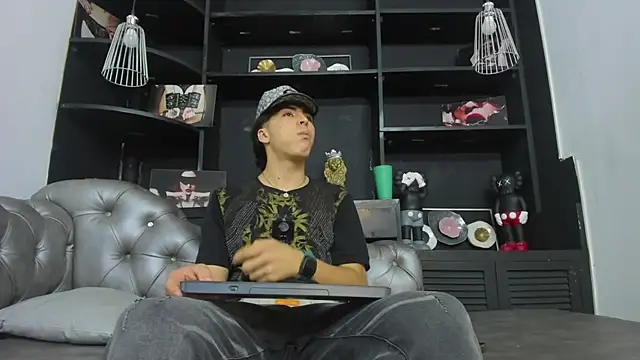 HeellBoy  online show from 10/15/25, 07:25