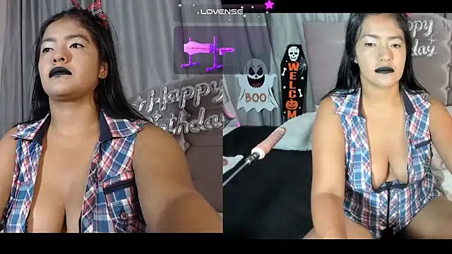 Snapshot of arianithaxox chatting on 10/28/25, 09:02 arianithaxox online show from 10/28/25, 09:02