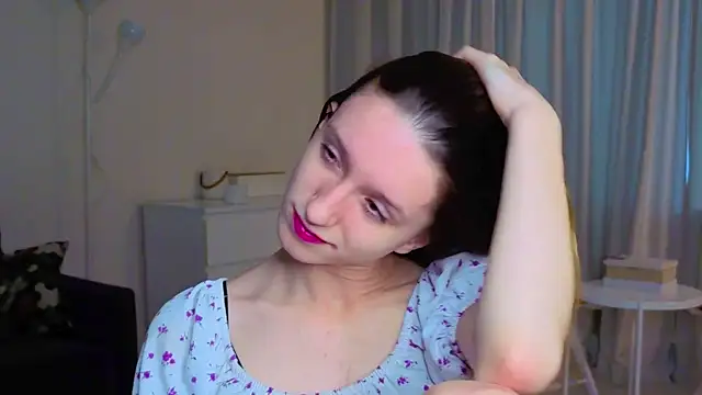 Fellissa online show from 10/01/25, 04:07