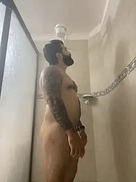 Lyon vach online show from 10/20/25, 07:14