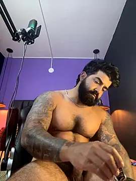 Lyon vach online show from 10/22/25, 01:06