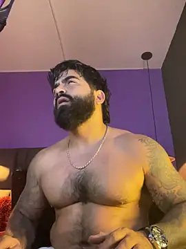 Lyon vach online show from 10/24/25, 02:19