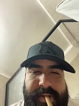 Lyon vach online show from 11/14/25, 07:56