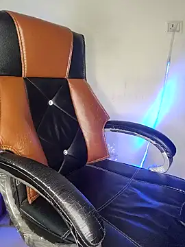 Black-Pearll online show from 02/12/25, 03:16