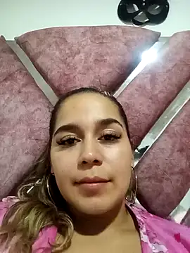 LaurenWelly  online show from 01/24/25, 02:49