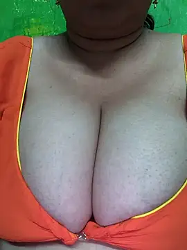 Snapshot of Rinki_Guptaa chatting on 02/23/25, 05:39 Rinki Guptaa online show from 02/23/25, 05:39