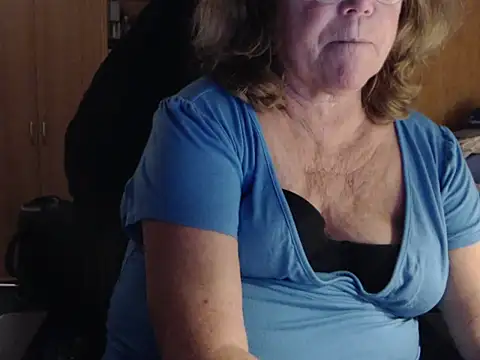 Snapshot of _sunshine__ chatting on 01/19/25, 07:15 sunshine online show from 01/19/25, 07:15