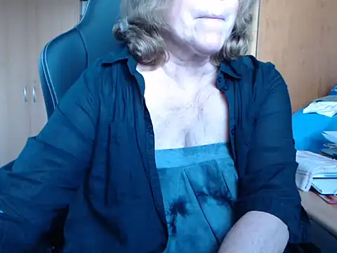 Snapshot of _sunshine__ chatting on 03/03/25, 06:59 sunshine online show from 03/03/25, 06:59