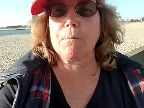 Snapshot of _sunshine__ chatting on 03/21/25, 03:35 sunshine online show from 03/21/25, 03:35