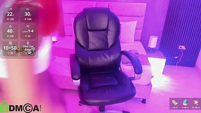 Cristal  adams online show from 09/25/25, 12:53