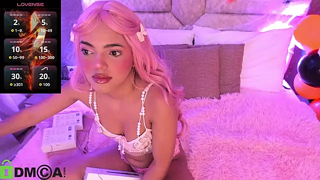 Cristal  adams online show from 10/31/25, 12:28