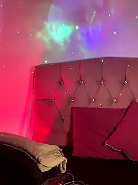 NINA 18 YEARS online show from 10/07/25, 08:39