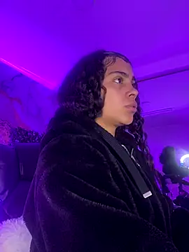 NINA 18 YEARS online show from 11/13/25, 10:30