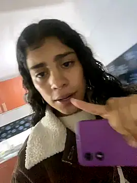 NINA 18 YEARS online show from 11/22/25, 10:31